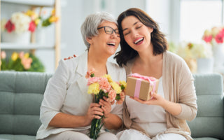 Crafting Heartfelt Mother’s Day Greetings for a Special Celebration