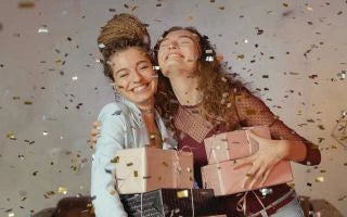 Birthday Gift for Long-Distance Friends Recommendation