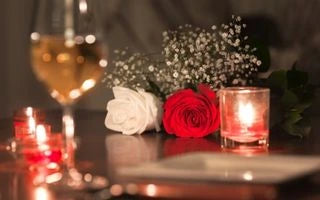 Perfect Idea to Celebrate Valentine with Flowers, Chocolates, and Gifts