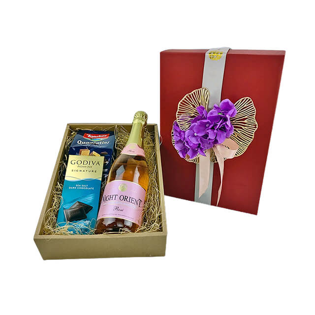 Elegant Indulgence Gift Set