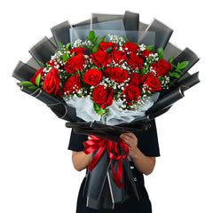 20 Red Rose Bouquet - Feeling Vogue
