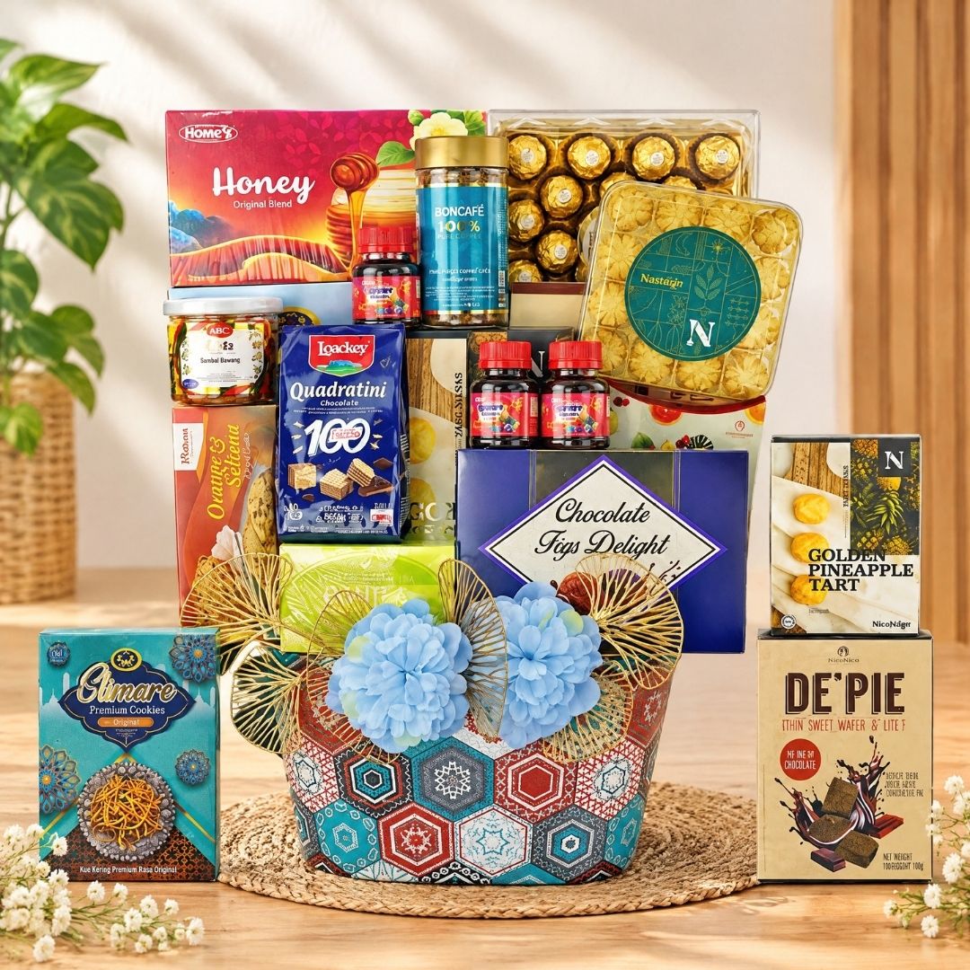 Exquisite Treats Gift Basket