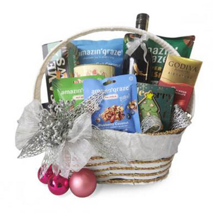 Noel Treats - Amazing Graze Snack Xmas Hamper Basket