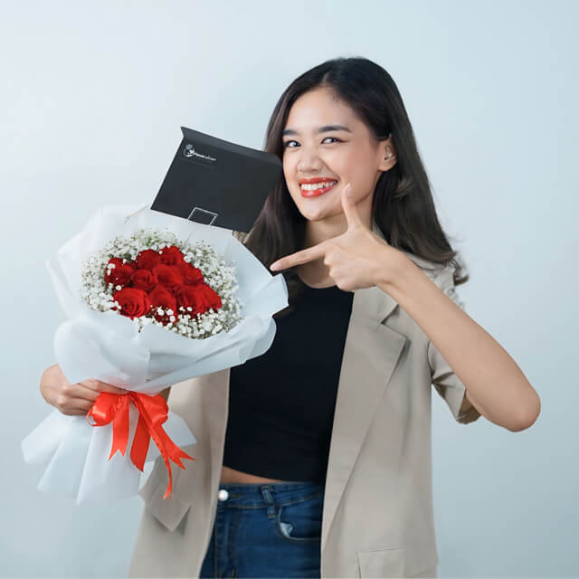 Elegant 10 Red Roses Bouquet - Jacqueline