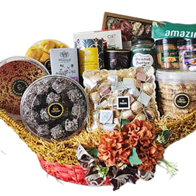 Sadegi Basket Hamper Patchi Chocolate - Ramadan 2026